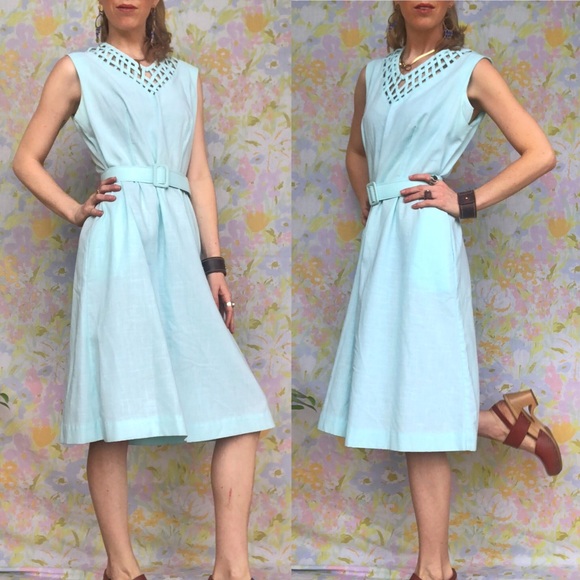 SOLD Vintage✨80s Mint Belted Lattice Midi Dress - Picture 4 of 8